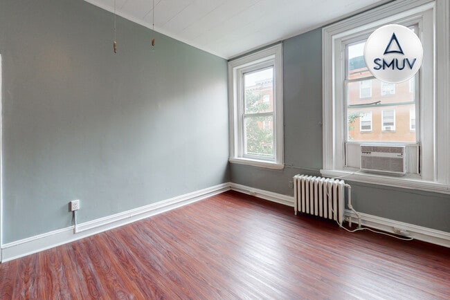 Building Photo - 929 North Calvert-2F