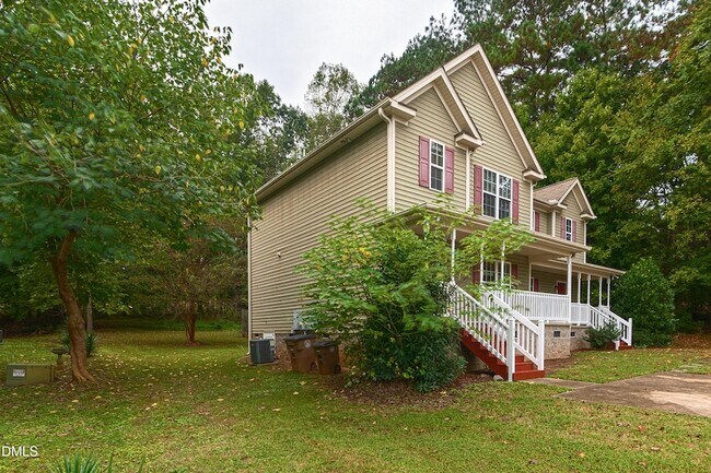 Foto del edificio - 729 Stadium Dr