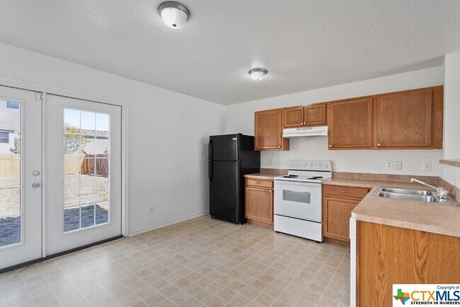 Foto del edificio - 624 NW Crossing Dr
