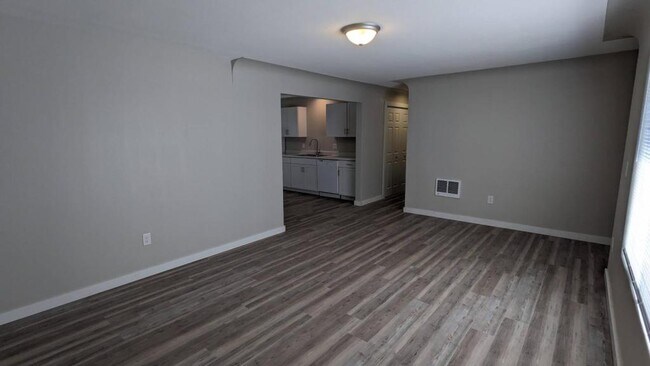Foto del edificio - 3965 Hayesville Dr NE