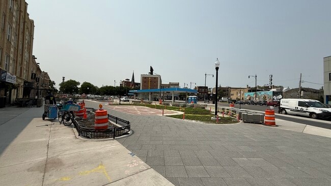 Building Photo - 2653 N Kedzie Ave