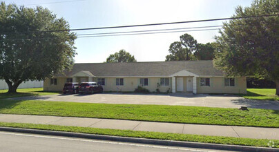 Building Photo - 1651 SE Lennard Rd