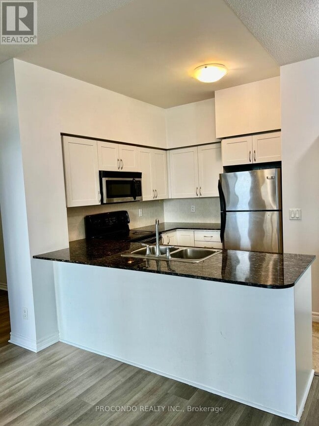 Building Photo - 388-2388 Prince of Wales Dr