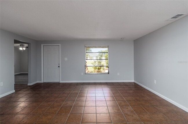 Building Photo - 269 E Tarpon Blvd NW