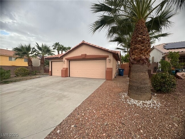 Foto del edificio - 1461 Tangerine Rose Dr