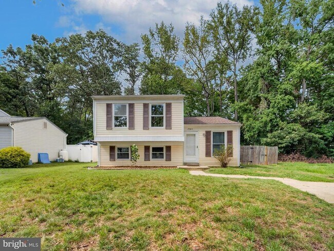 Foto del edificio - 2465 Yarmouth Ct