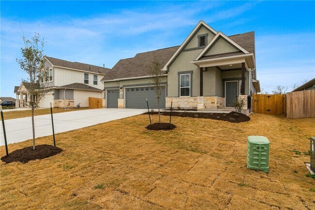 Building Photo - 332 Silver Springs Bend