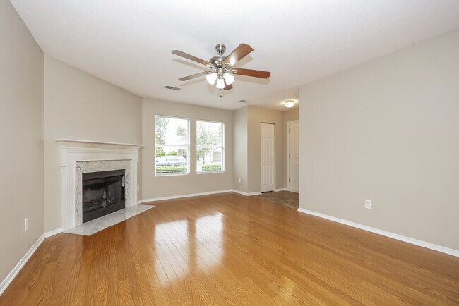 Foto del edificio - 1525 Danville Cir