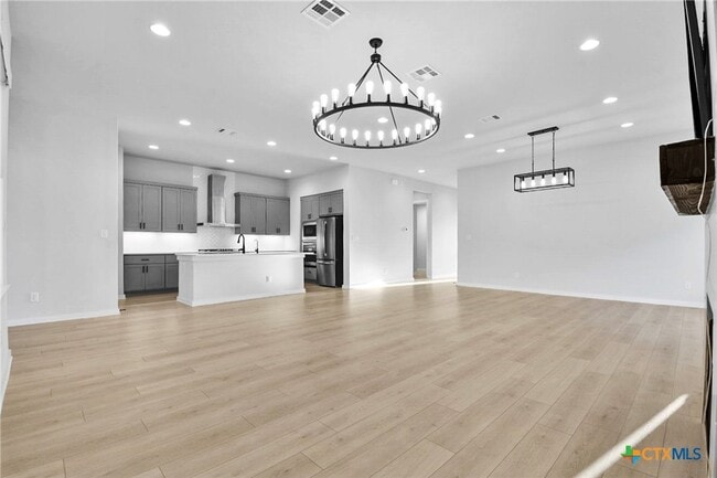 Building Photo - 1546 Escarpment Rd