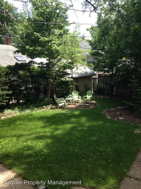 Building Photo - 4 br, 2 bath House - 703 W. Springfield