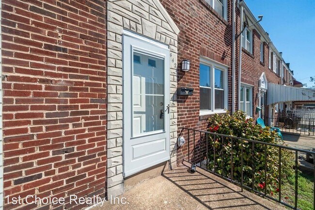 Building Photo - 3 br, 1 bath House - 442 5th Ave