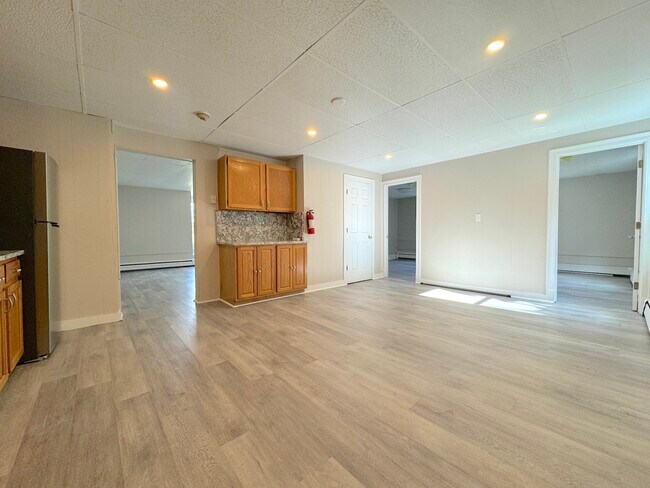 Foto del edificio - 332 Kimball St