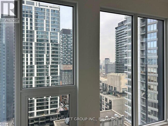Building Photo - 82-2082 Dalhousie St