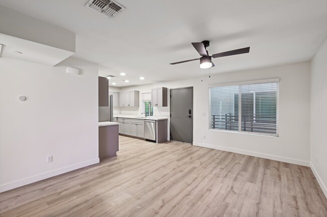 Building Photo - Atrium Lofts