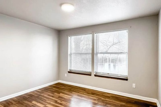 Building Photo - 1503 S Ouray Cir