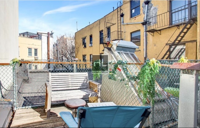 Building Photo - E 12TH ST.