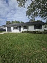 Building Photo - 611 Bay Ave