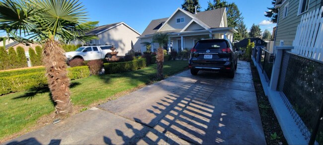 Foto del edificio - 5923 Lowell Rd