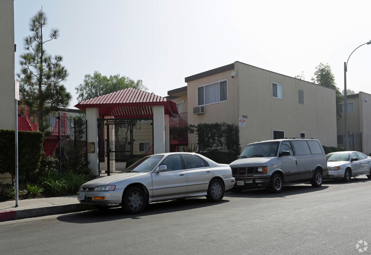 Foto del edificio - Towne Square Apartments