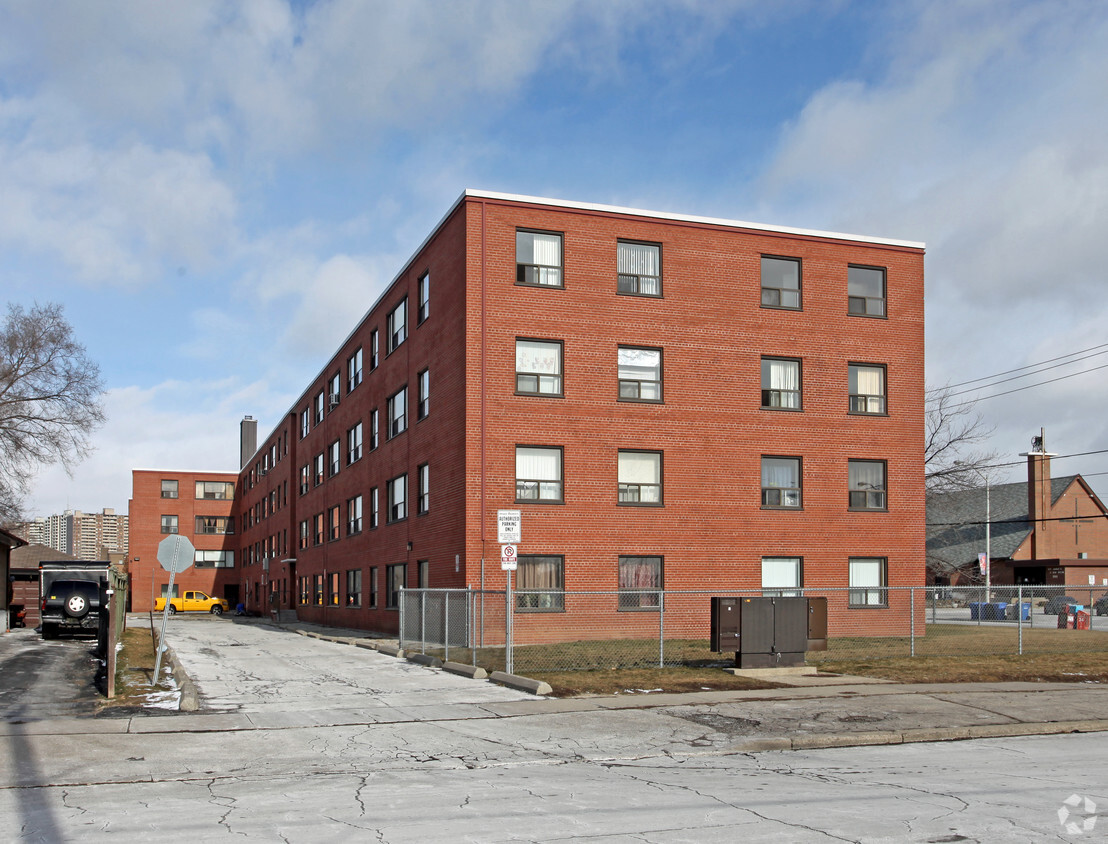 Building Photo - 3286 Weston Rd