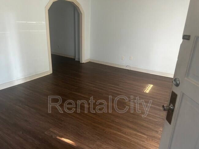 Foto del edificio - 200 N 28th Ave