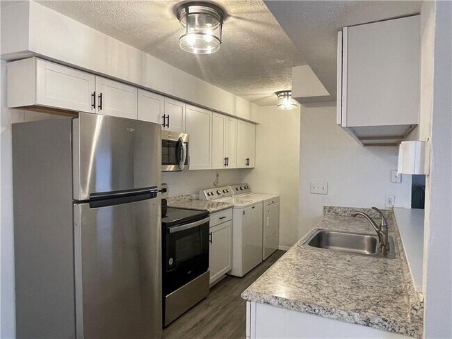 Foto del edificio - 662 Bellemeade Dr SW