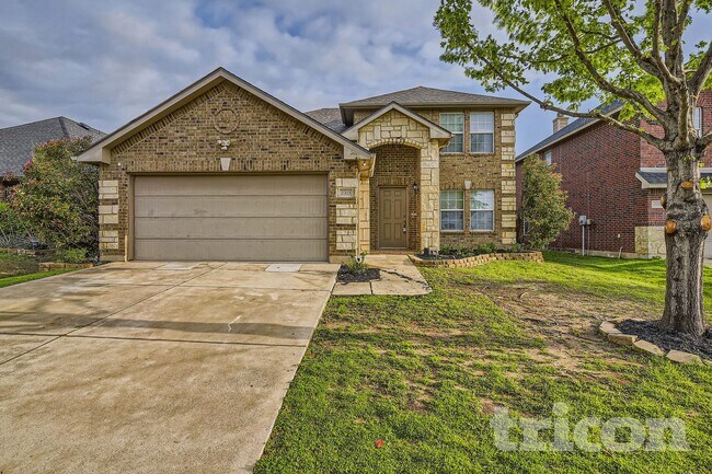 Building Photo - 2325 Horseback Tr