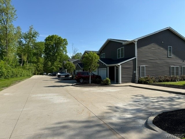 Building Photo - 46 Roger Chaffee Dr