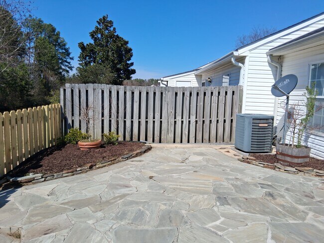 Building Photo - 5047 Wheeler Lake Rd