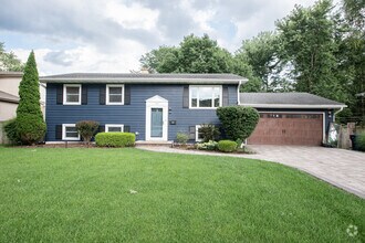 Building Photo - 1108 Emerald Dr