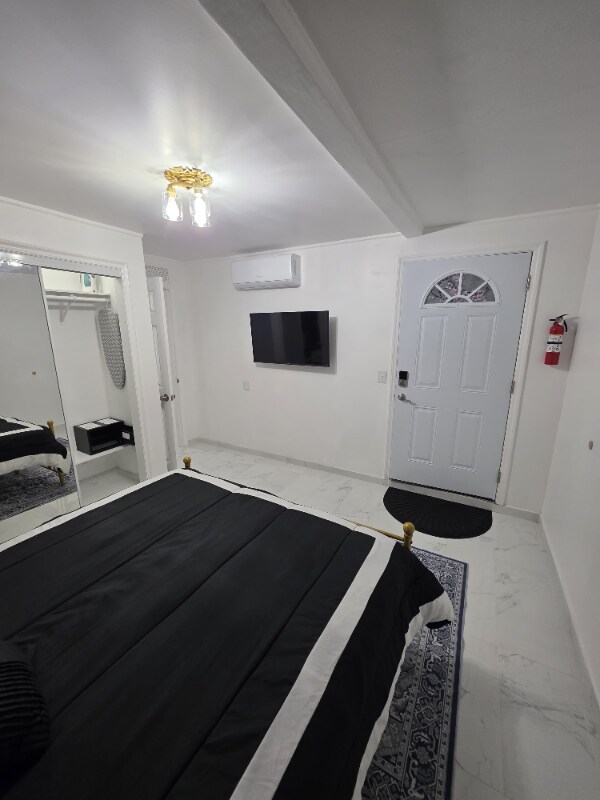 Foto del edificio - 4742 Blossom Dr