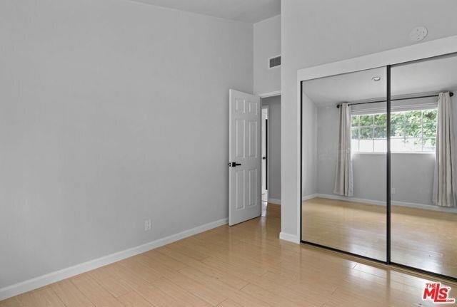 Foto del edificio - 5661 Kelvin Avenue, Los Angeles, CA 91367 ...