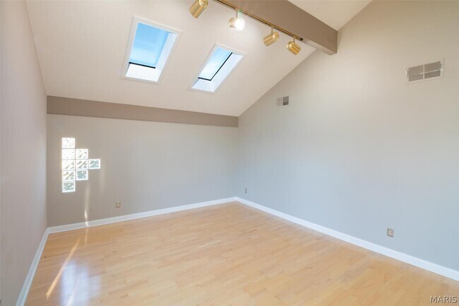 Foto del edificio - 507 Glenmeadow Dr