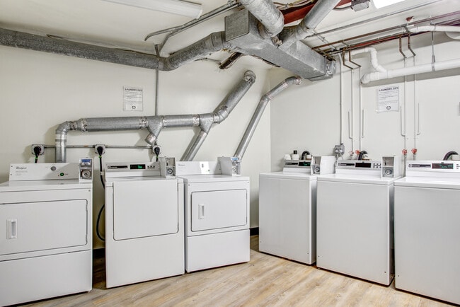 Building Photo - Charter House