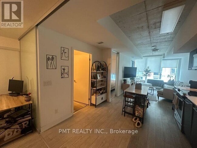 Building Photo - 30 Baseball Pl