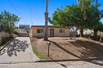 Building Photo - 5415 Lenox Dr