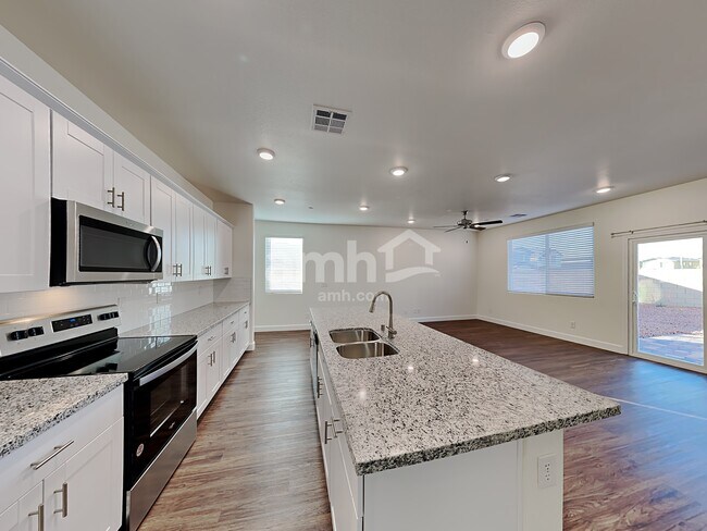 Foto del edificio - 302 Palazza Reserve Pl