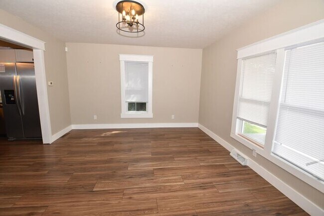 Foto del edificio - Central Mishawaka- close to Parks and Down...