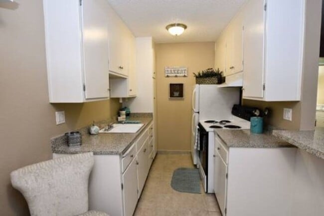 Interior Photo - Garfield Manor Apartments