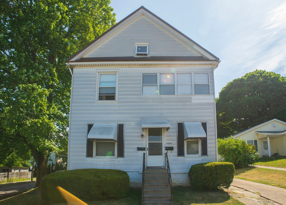 2505 Poplar St, Erie, PA 16502