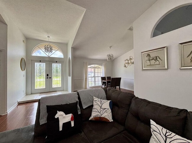 Foto del edificio - 13885 Sheffield St