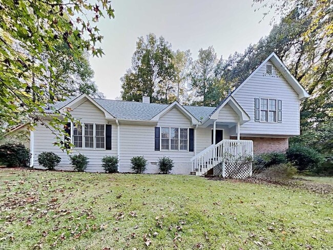 Building Photo - 1427 Hillside Pl SE