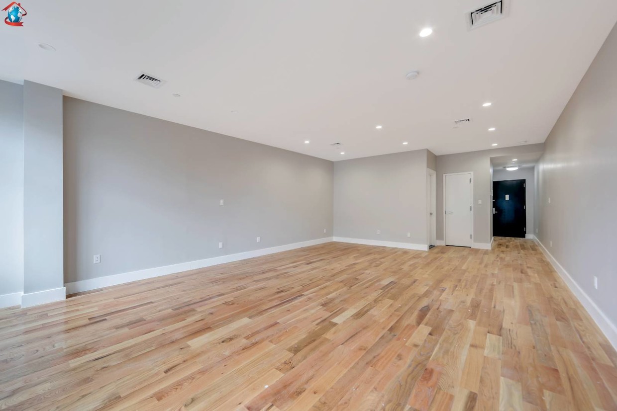 Foto principal - 834 Herkimer St