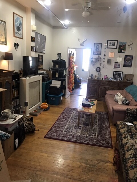 Building Photo - 2203 St Paul St