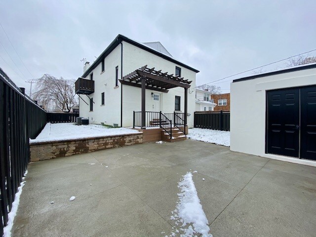 Building Photo - 1306 Virginia Ave