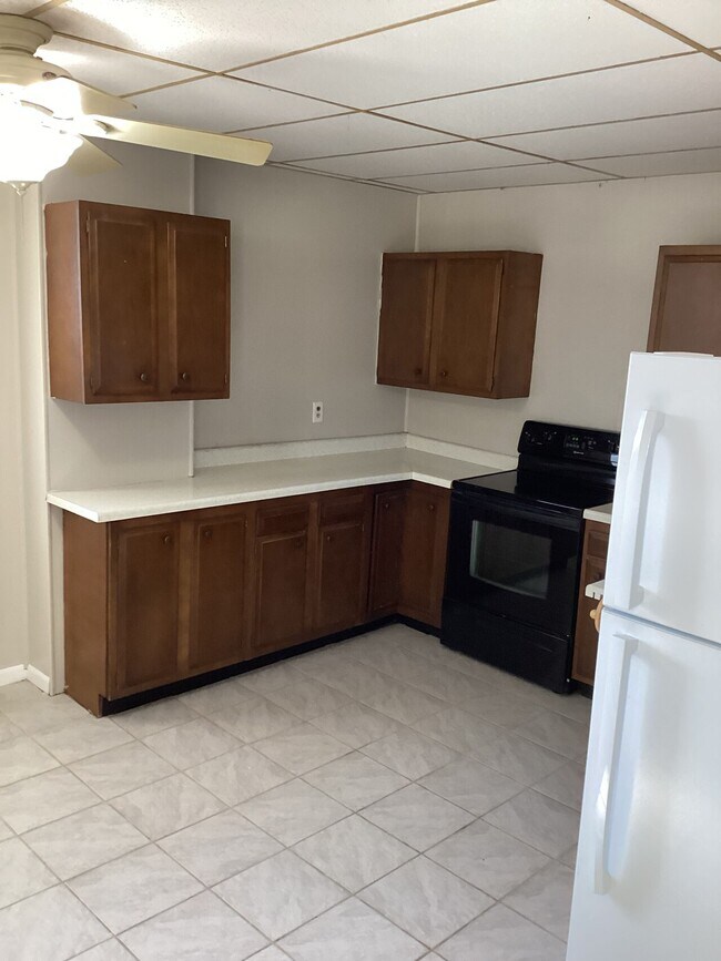 Foto del edificio - 1020 University Ave