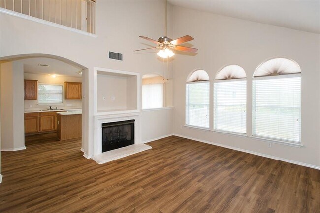 Building Photo - 17414 Valentine Dr