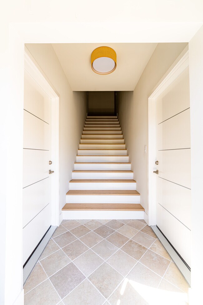 Foto del edificio - 4639 W 18th St