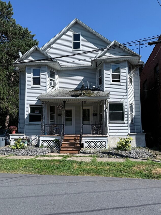 Primary Photo - 1514 Ross Ave