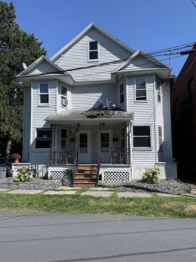Building Photo - 1514 Ross Ave